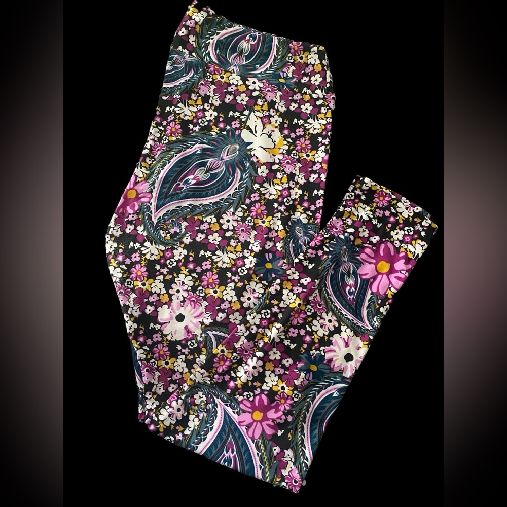 LuLaRoe leggings - size Tall & Curvy - worn once!